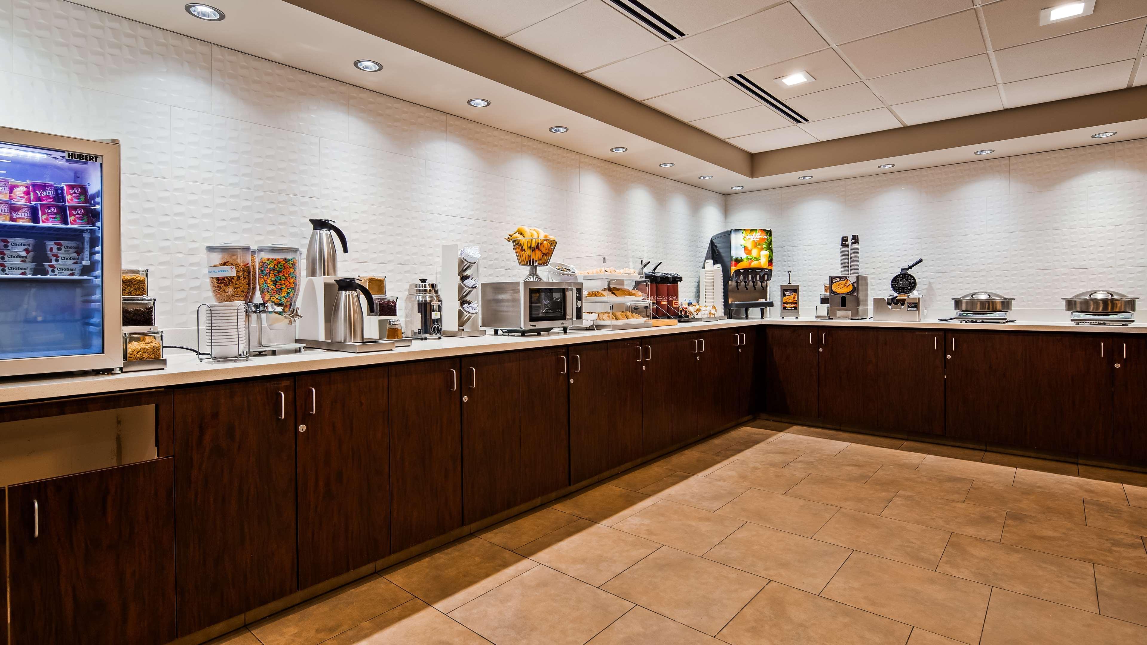 Best Western Plus Executive Hotel & Suites Sulphur Esterno foto