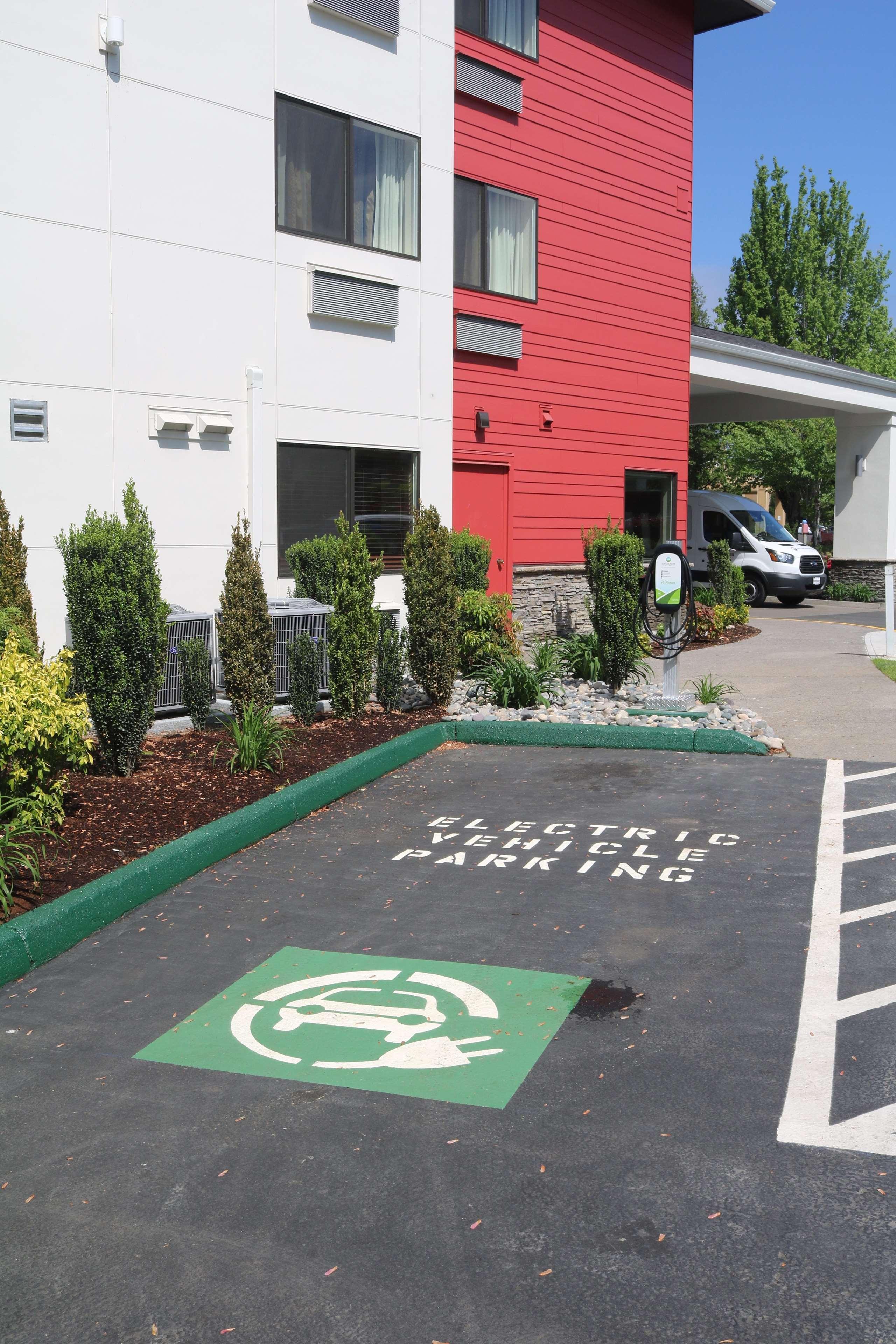 Best Western Plus Executive Hotel & Suites Sulphur Esterno foto