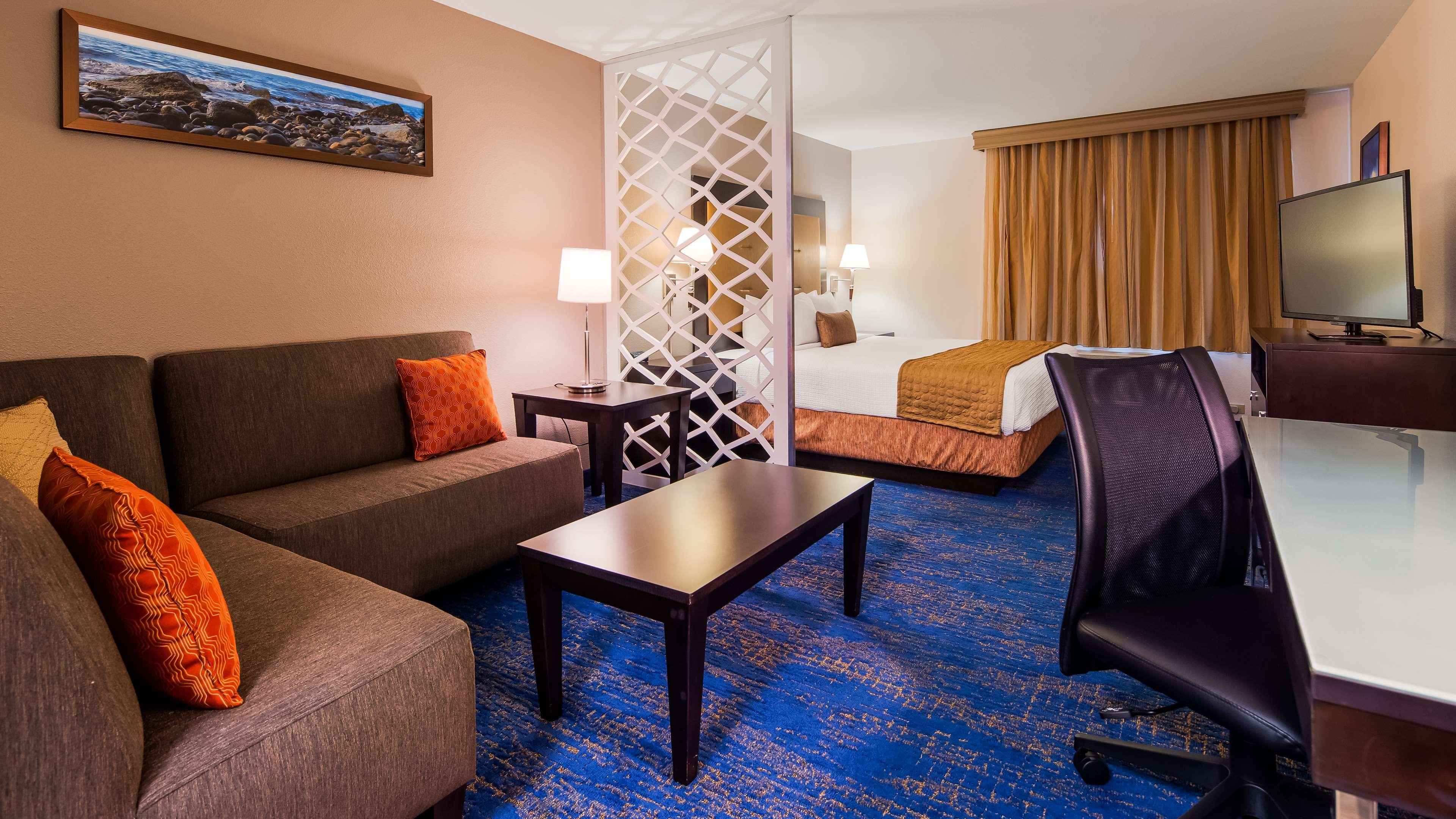 Best Western Plus Executive Hotel & Suites Sulphur Esterno foto