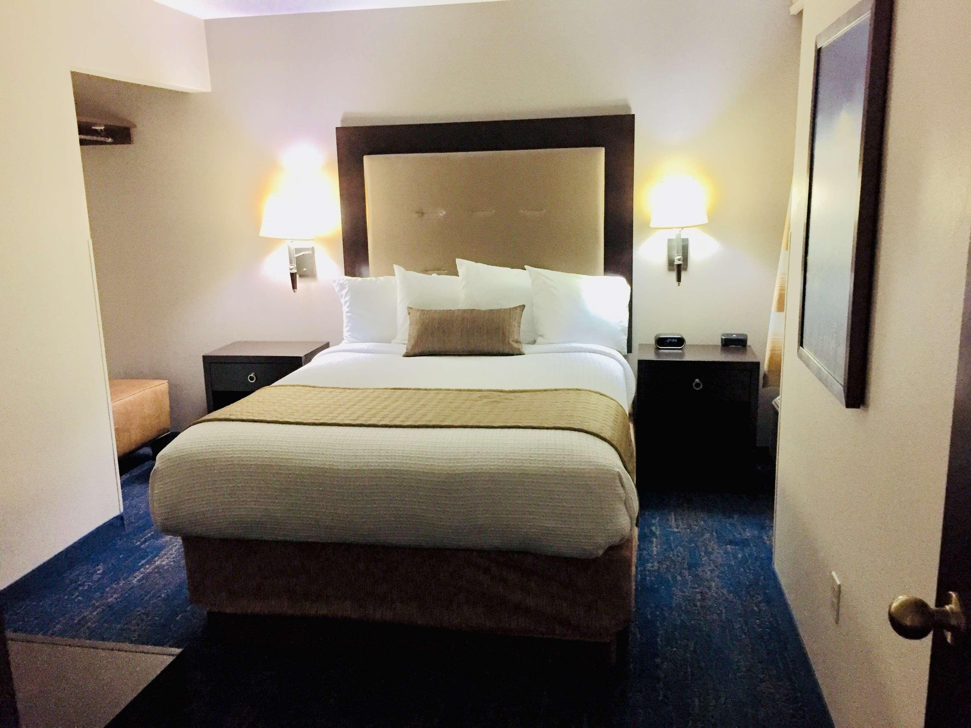 Best Western Plus Executive Hotel & Suites Sulphur Esterno foto